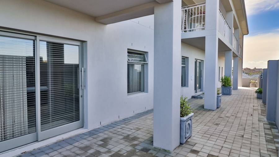 6 Bedroom Property for Sale in Kleinbaai Western Cape